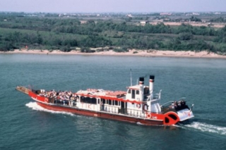  Paseo en barco por el Pequeño Ródano 